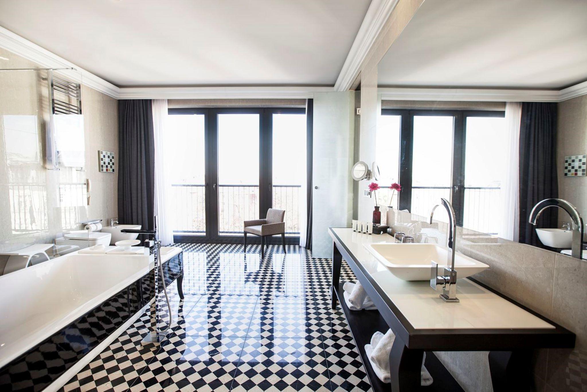 Penthouse Apartment